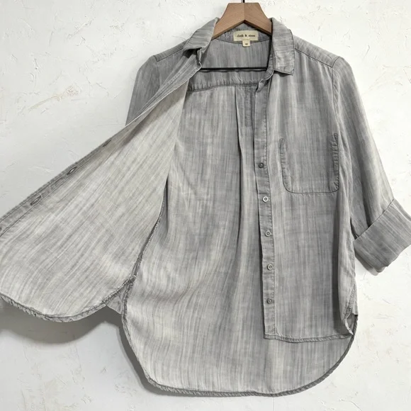 Cloth & Stone Washed Gray Tencel Button-Up Shirt, Hi-Low Hem – XS - Picture 4 of 7